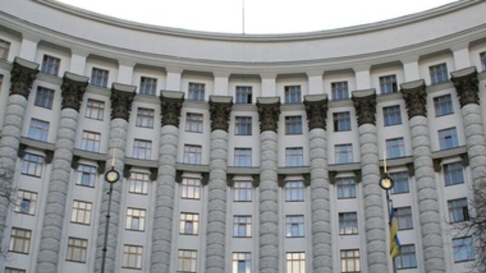 Кабмин должен перевести аграриев на общий режим уплаты НДС