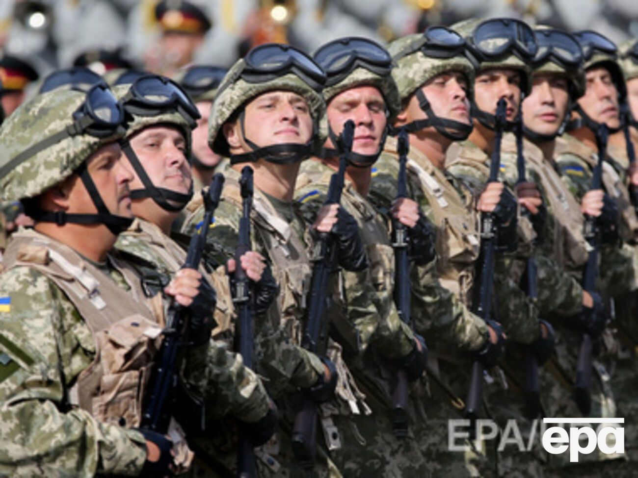 Помощь военнослужащим оказывают жители всей Украины