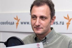 Павшие империи --- будь то Римская, Британская, Российская (она же советская), --- как и нервные клетки, не восстанавливаются, считает Колесников