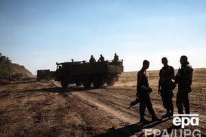 Одна из российских колонн бронетехники движется в сторону Мариуполя