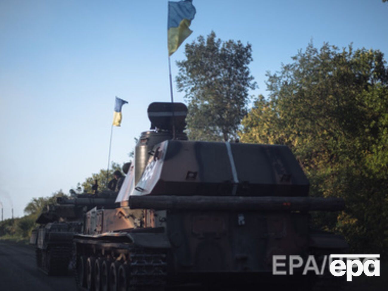 Добровольческие батальоны ведут бой у границы с РФ