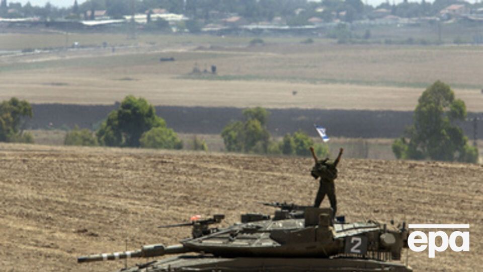 Геращенко пообещал представить к наградам бойцов, подорвавших российский танк