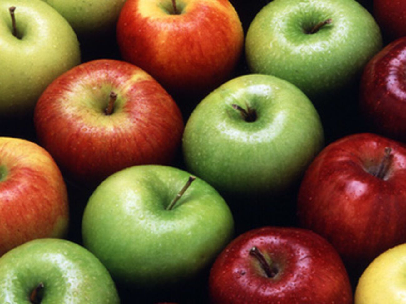 Польские яблоки попали под запрет российского "эмбарго" с 1 августа этого года