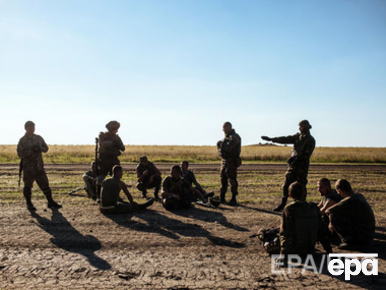 СНБО утверждает, что украинские силовики отбили все нападения боевиков в понедельник