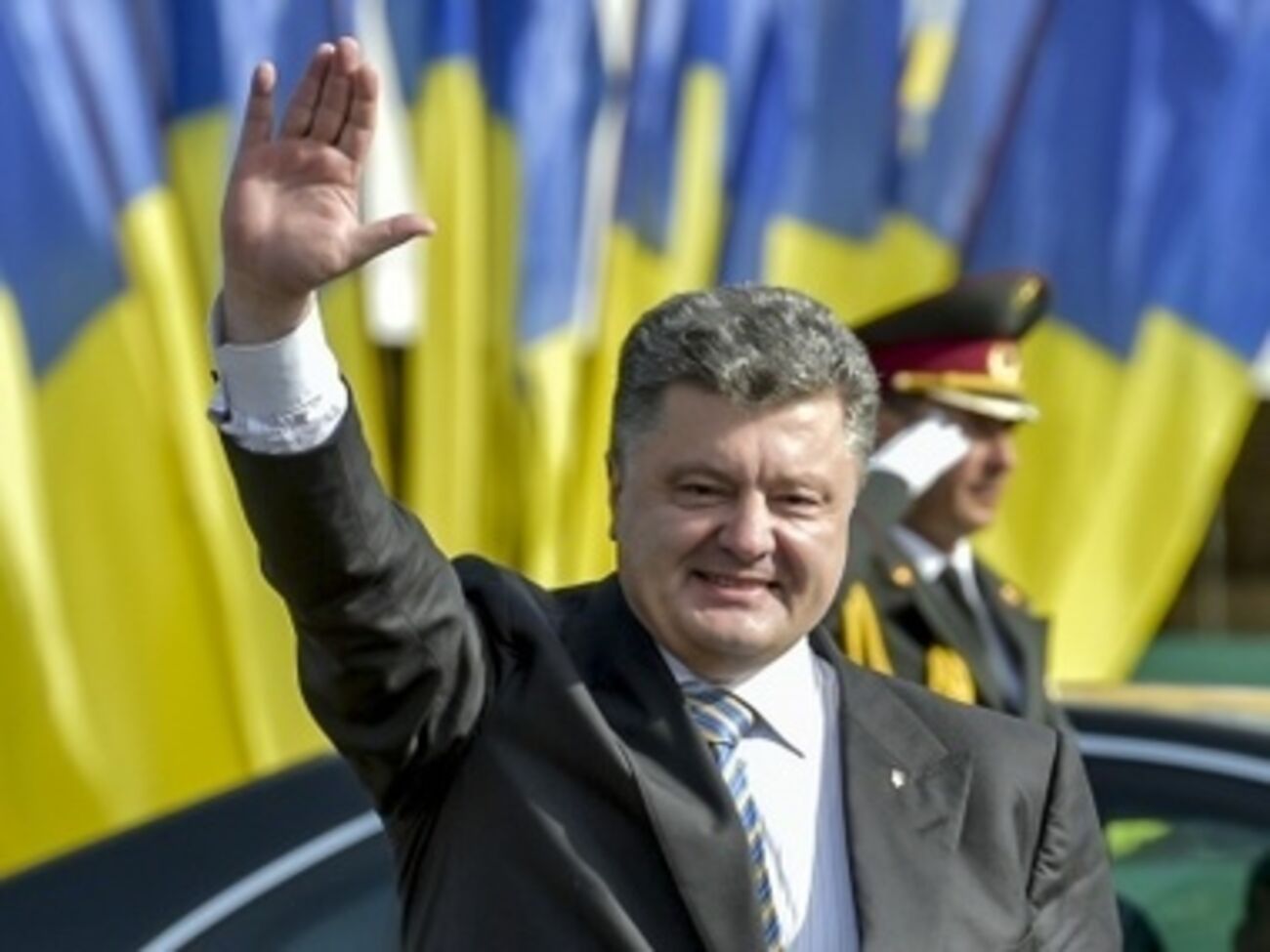 Порошенко распустил Верховную Раду