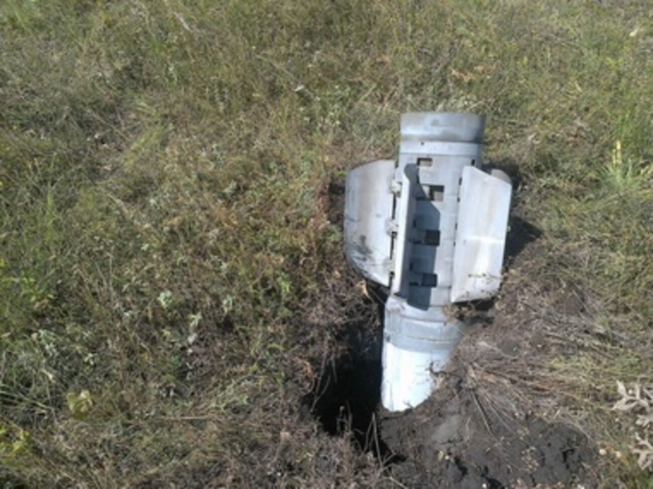 Спасатели искали мины на земле и в воде