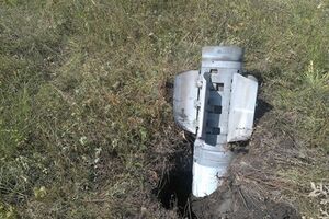 Спасатели искали мины на земле и в воде