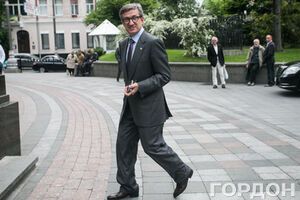 Сергей Тарута: Все, кто сюда приходят с оружием, – здесь остаются