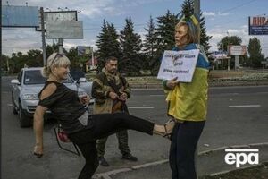 Геращенко попросил помощи в установлении виновных в избиении женщины