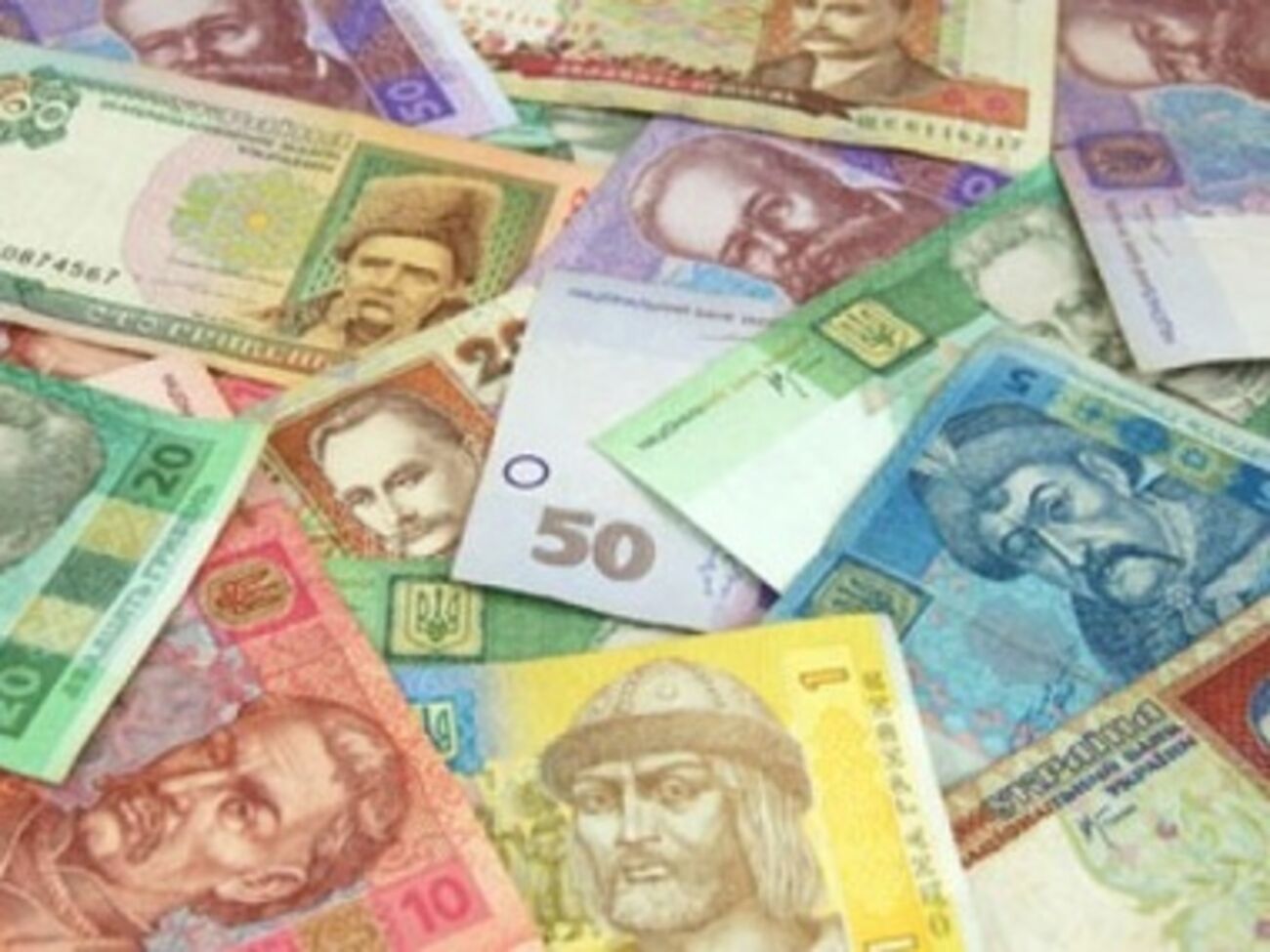 Гривна вновь достигла исторического минимума