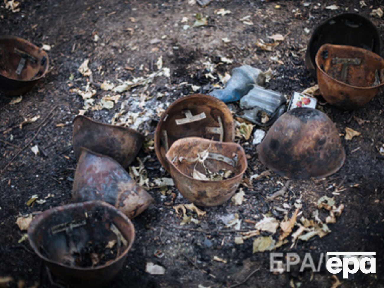 По данным дагестанских СМИ, погибшие контрактники значатся по документам погибшими на учениях или уволенными задним числом