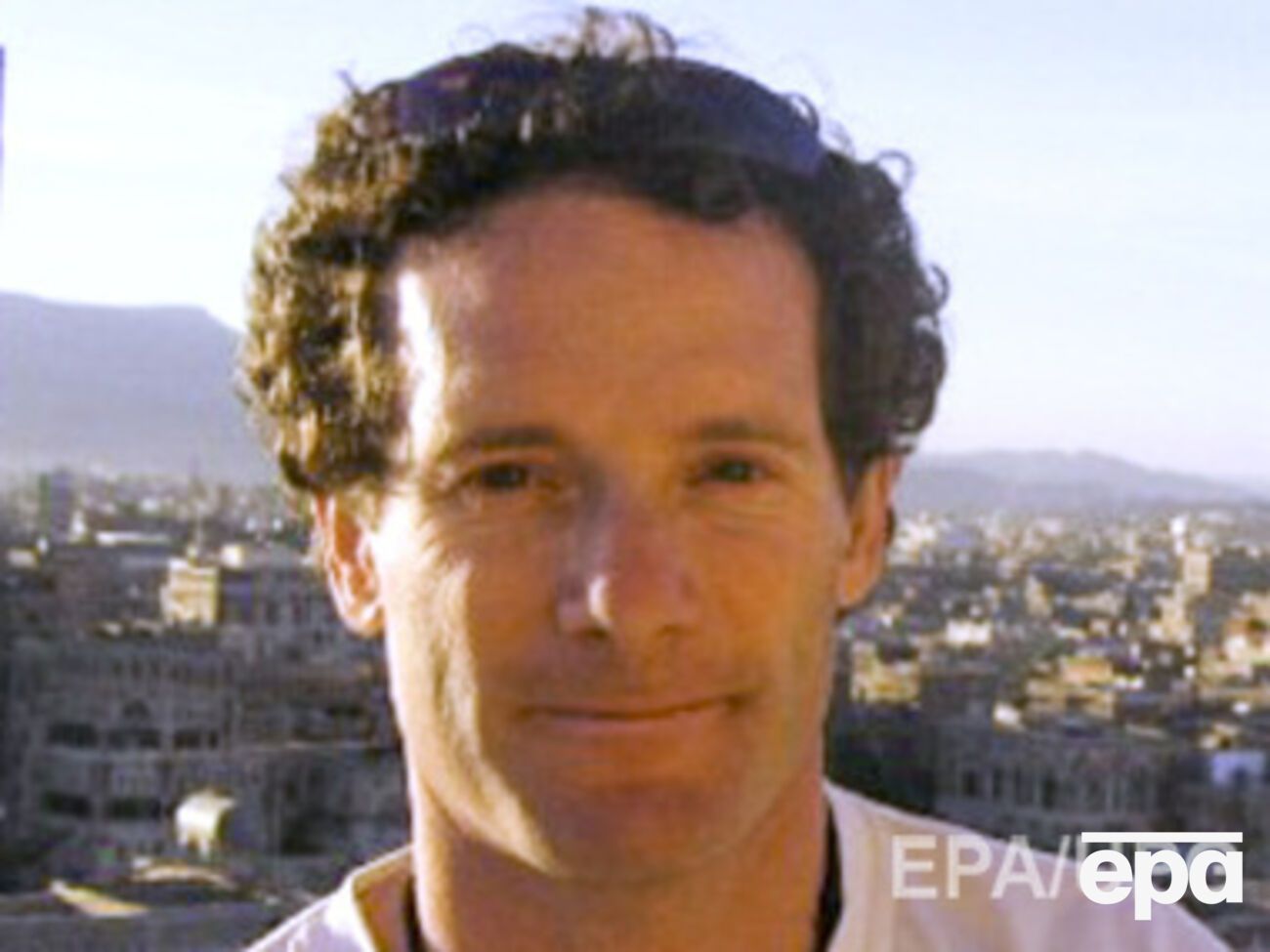 Кертис вернулся в США