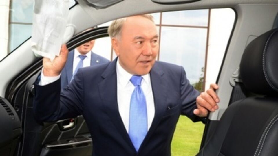 Назарбаев согласился принять следующую встречу по Украине