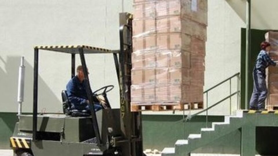 Польские военные направили первую партию помощи украинским коллегам