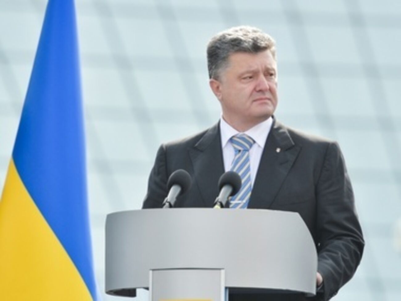 Порошенко назначил досрочные выборы на 26 октября