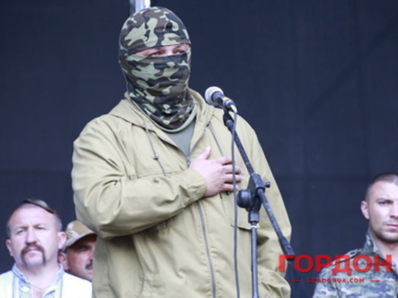 Семенченко призвал пикетировать админздания с требованием помочь раненым силовикам