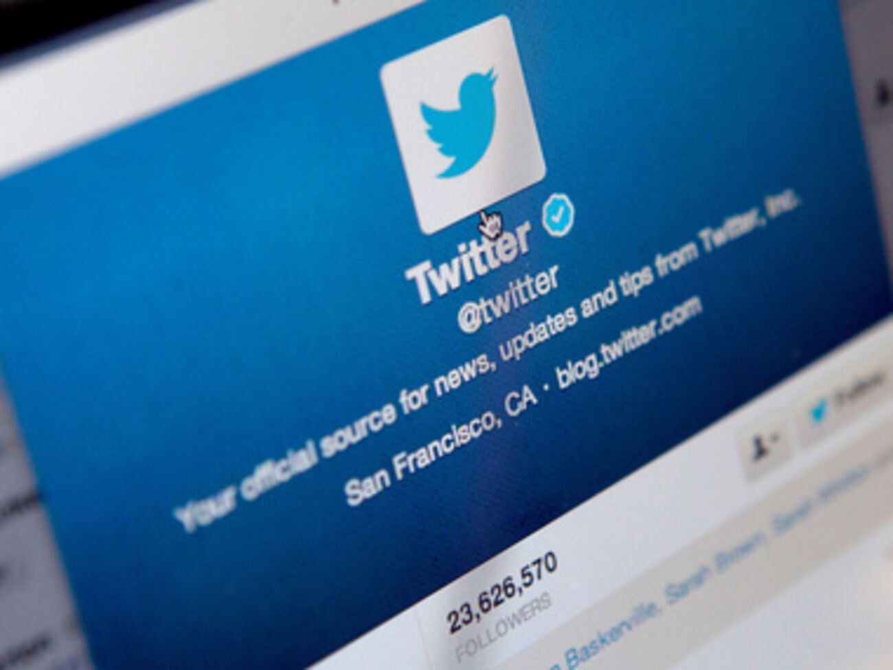 За последние сутки в Twitter было размещено 389 581 сообщений с хештэгом #RussiaInvadedUkraine