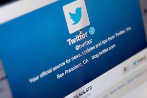 За последние сутки в Twitter было размещено 389 581 сообщений с хештэгом #RussiaInvadedUkraine