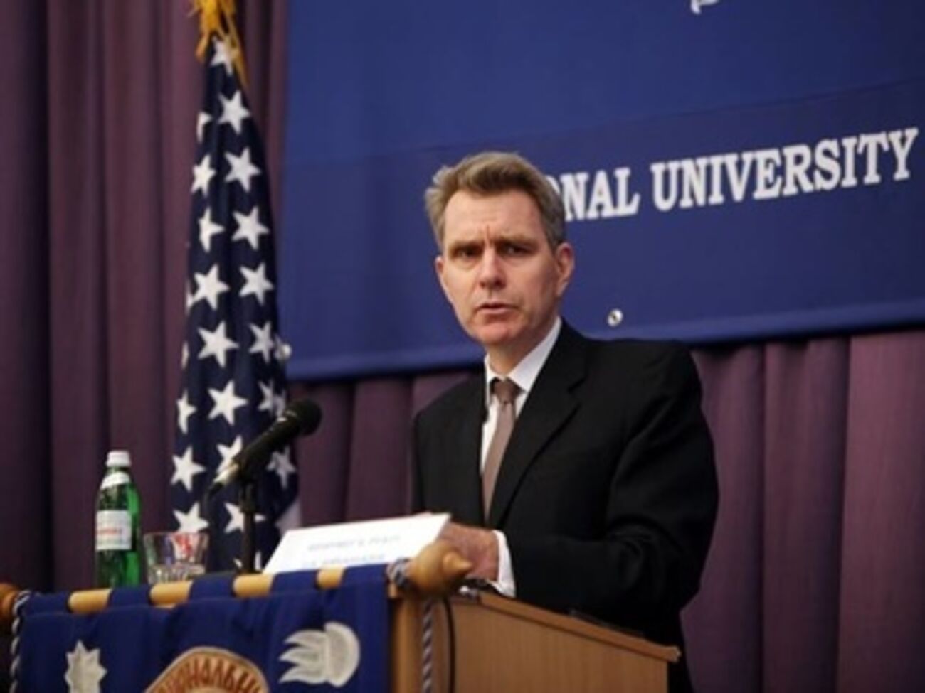 Джеффри Пайетт: Теперь все большее количество российских войск непосредственно вовлекается в военные действия на территории Украины