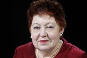 Валентина Мельникова говорит, что люди в России еще не до конца поняли, что происходит в Украине