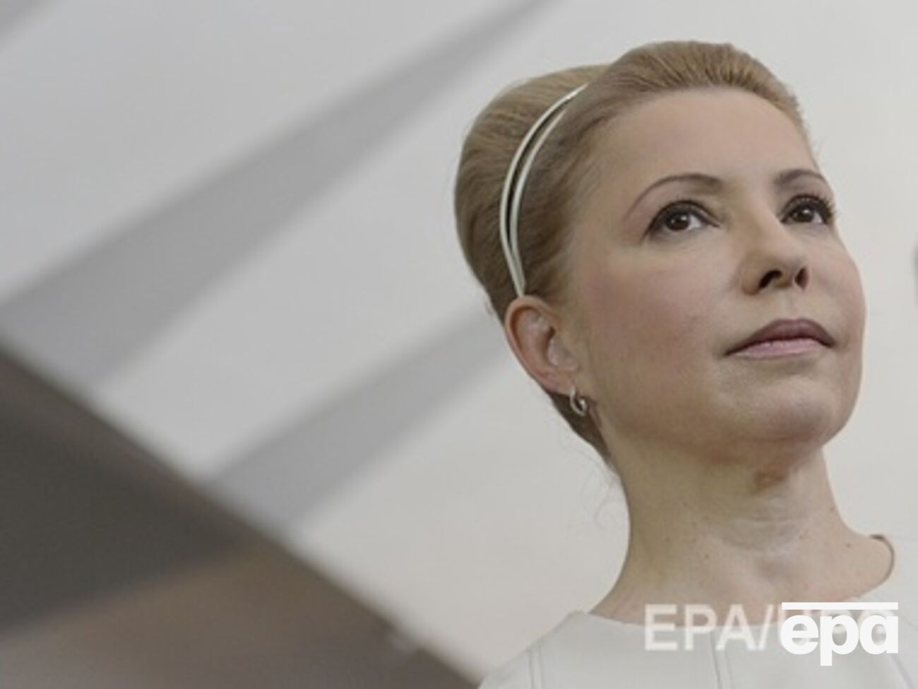 Тимошенко требует ввести военное положение