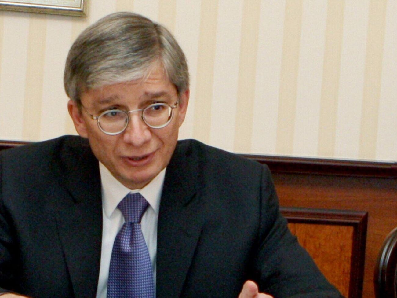 Евгений Чолий: Только немедленное вмешательство всеми возможными способами со стороны международного сообщества может остановить дерзкую угрозу миру