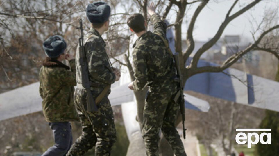 Российские власти отрицают участие российских военнослужащих в конфликте на Донбассе