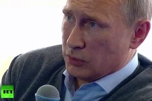 Владимир Путин: Я видел реакцию матерей, жен военнослужащих украинской армии, которые оказались в этом окружении...