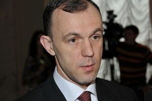 Андрей Кожемякин --- Военное положение не помешает досрочным парламентским выборам