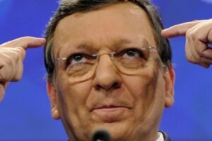 Баррозу: Мы должны держать дипломатические каналы открытыми и продолжать давление на Россию