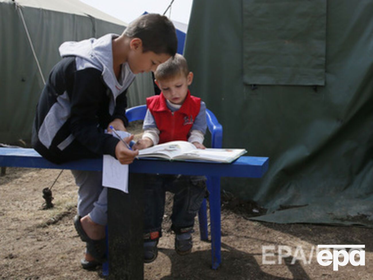 Переселенцы с востока Украины хотят выучить украинский язык