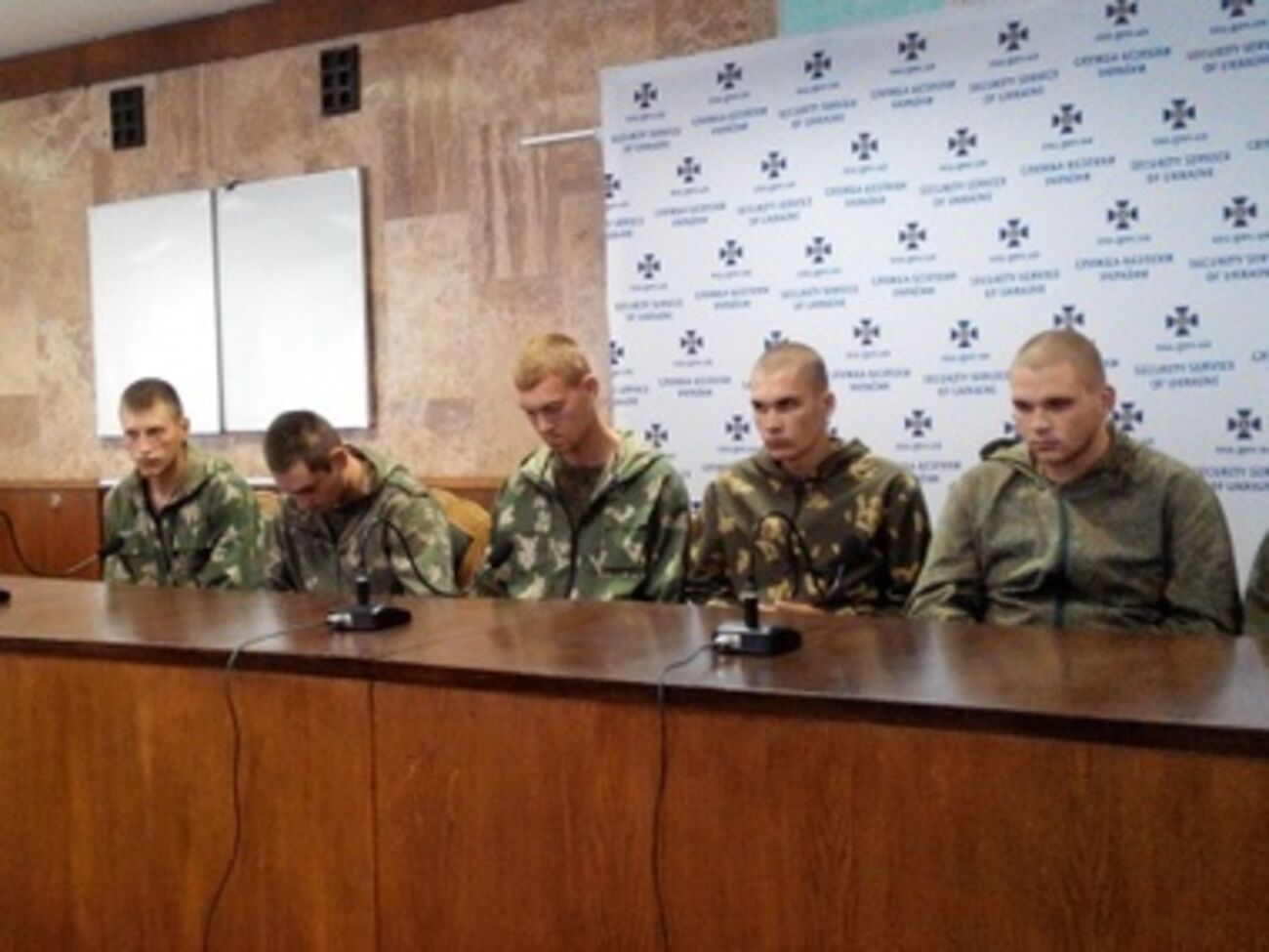 Российские военные во время пресс-конференции в Киеве&nbsp;
