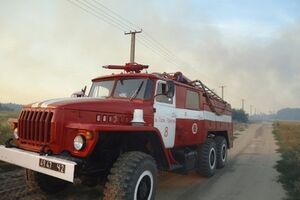 В 13.15 спасателям поступило сообщение о возгорании