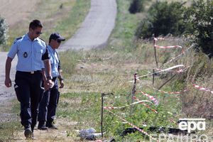 Эксперты работают на месте трагедии