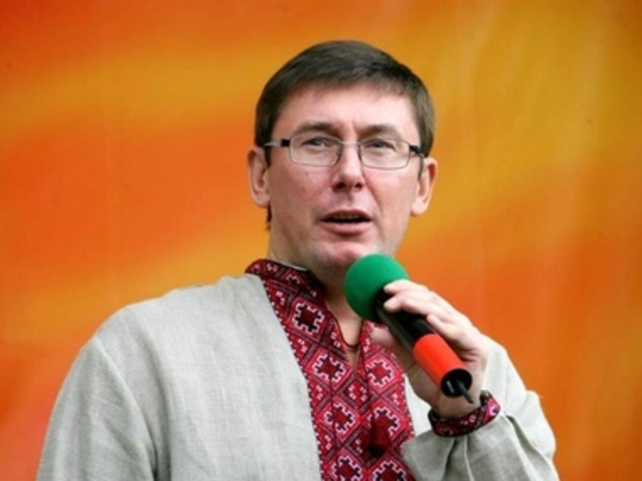 Луценко надеется, что война скоро закончится