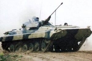 Минобороны ищет экипажи для БМП и артустановок