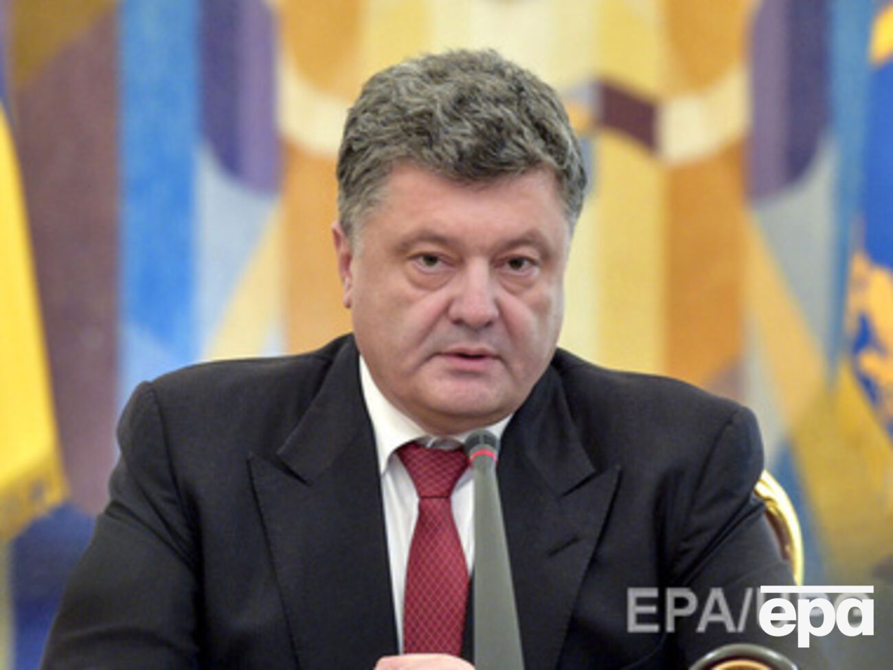 Порошенко внес в Раду закон о ратификации соглашения о кредите на днепропетровское метро