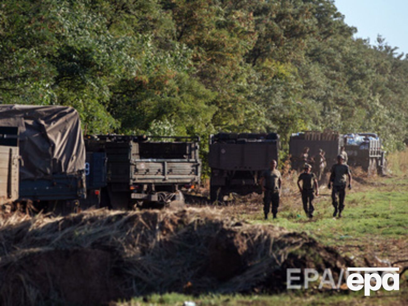 Бойцов выводят из окружения согласно договоренности
