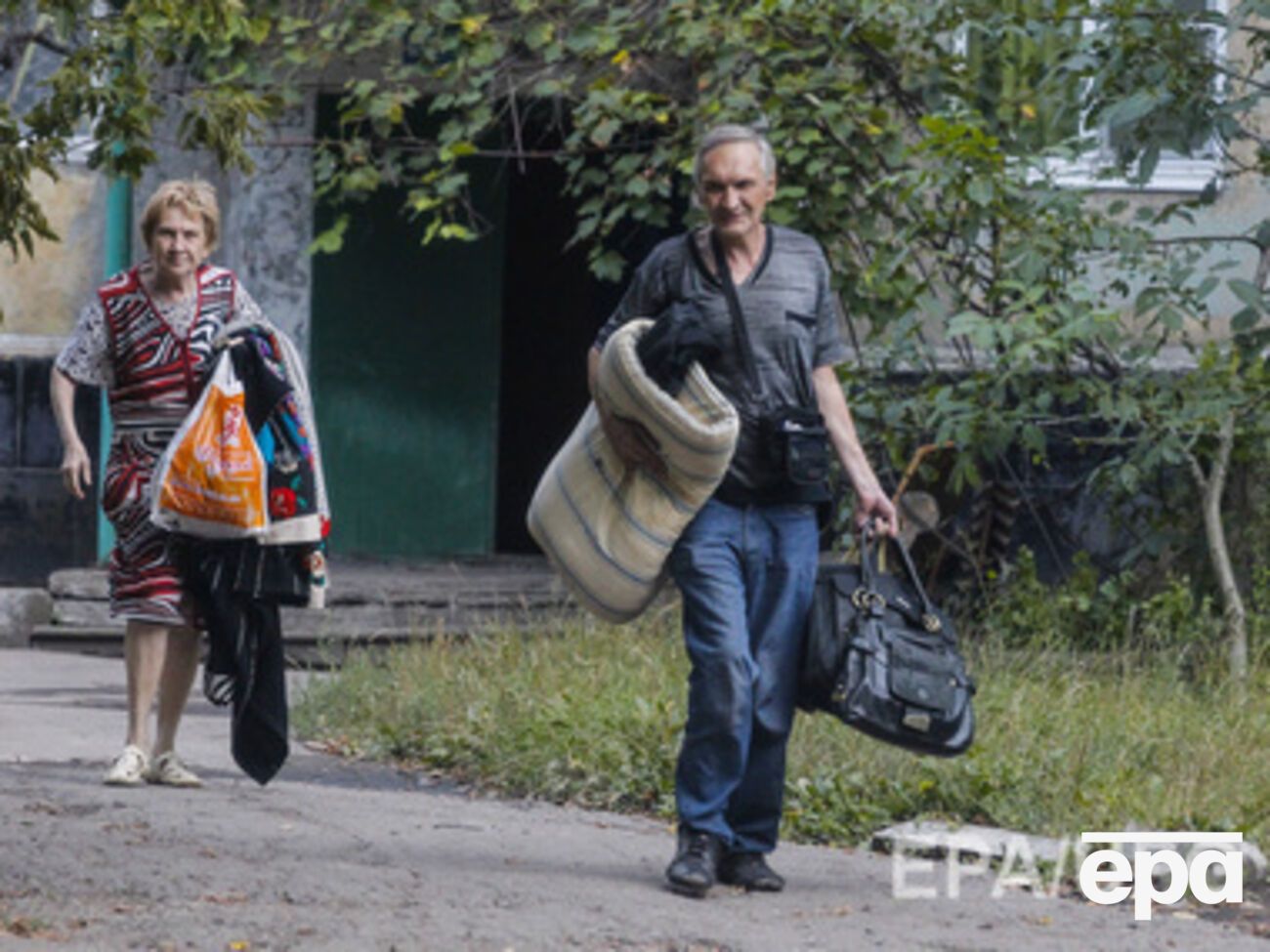 Больше всего людей переехали в пределах Донецкой области