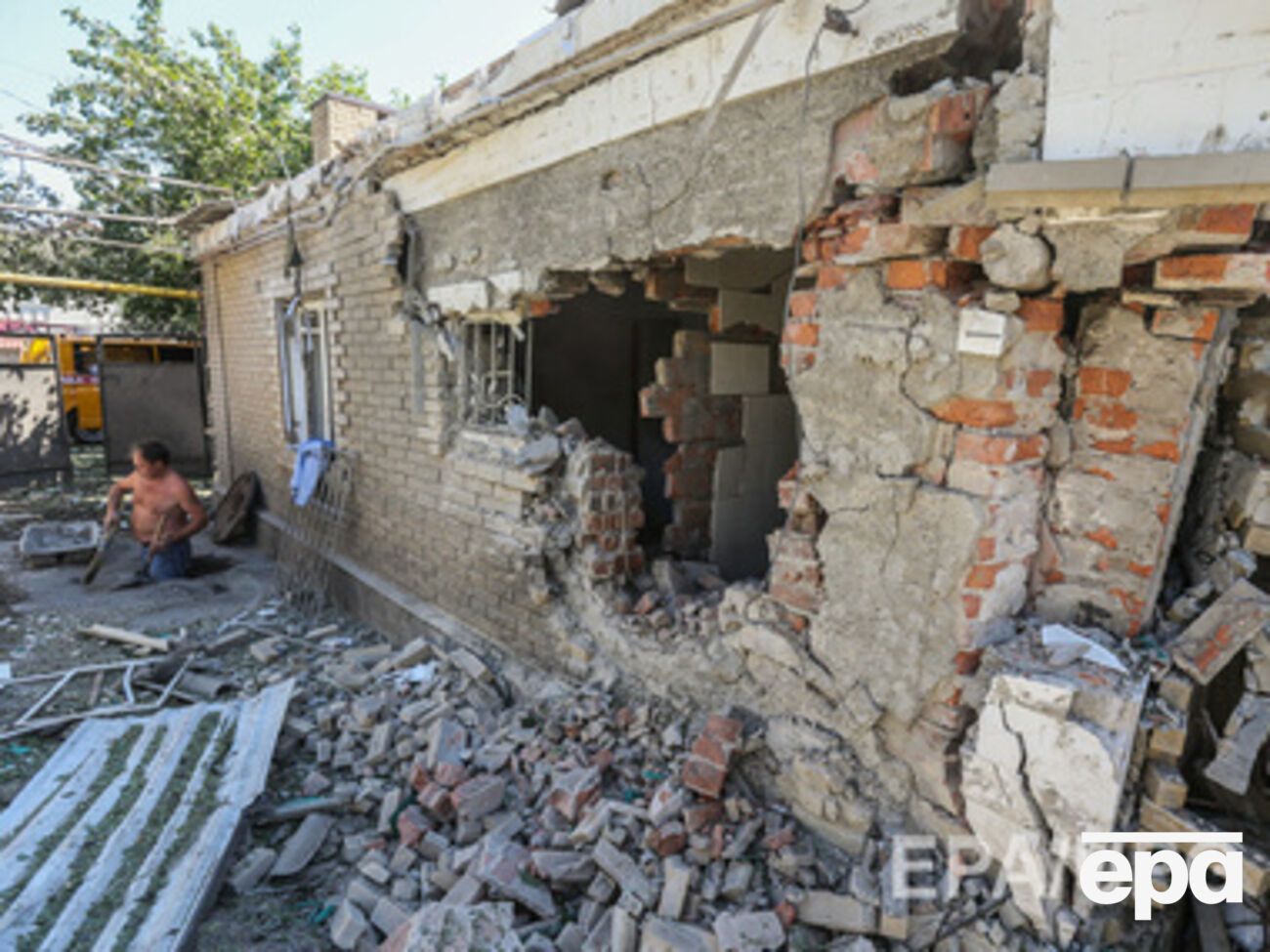 Ситуация в городе остается критической