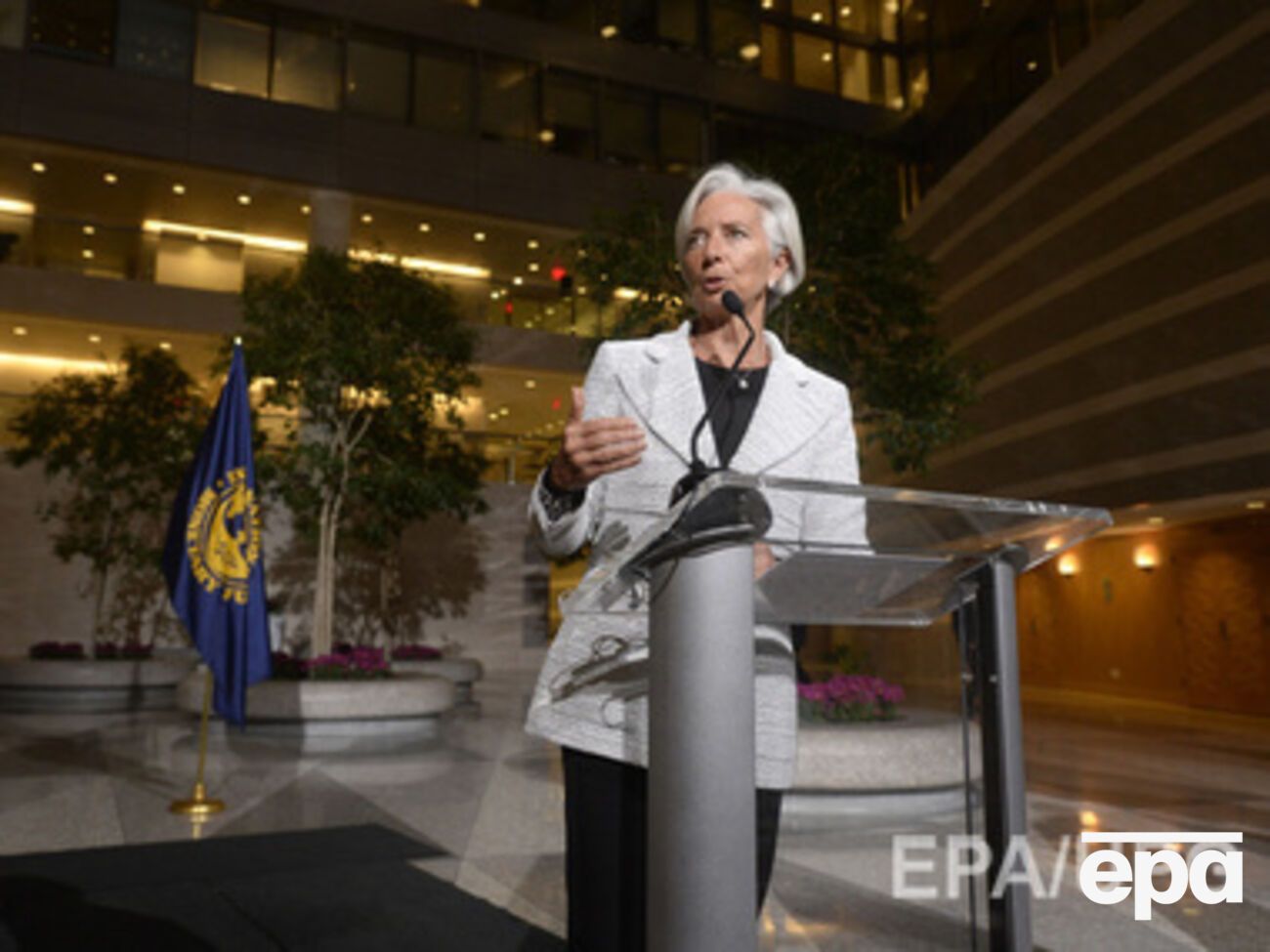 Международный валютный фонд смягчил условия выдачи кредитов Украине в связи с ситуацией на востоке страны