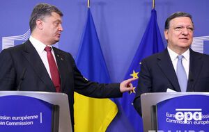 Президент Украины Порошенко и Жозе Мануэль Баррозу в Брюсселе