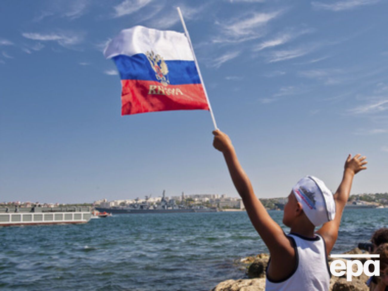 В Крыму ждали 8 млн человек, а приехало 3 млн. Основная масса отдыхающих была из России