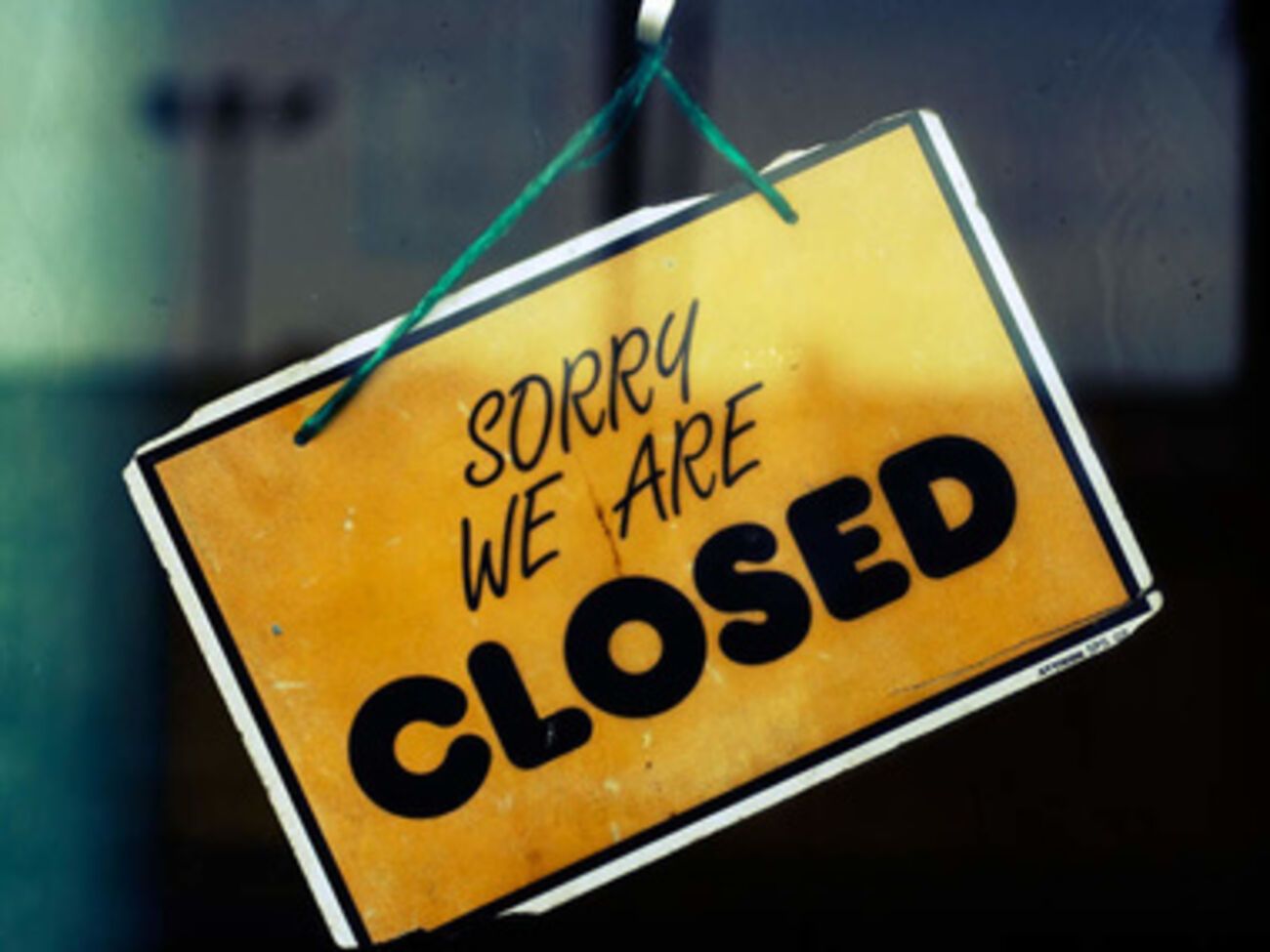 Рестораны вынуждены закрываться из-за прекращения потока клиентов