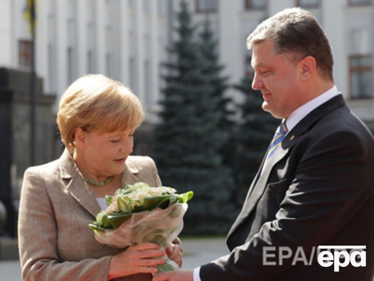 Германия не будет поставлять оружие в Украину, чтобы разрешить конфликт "мирным путем"