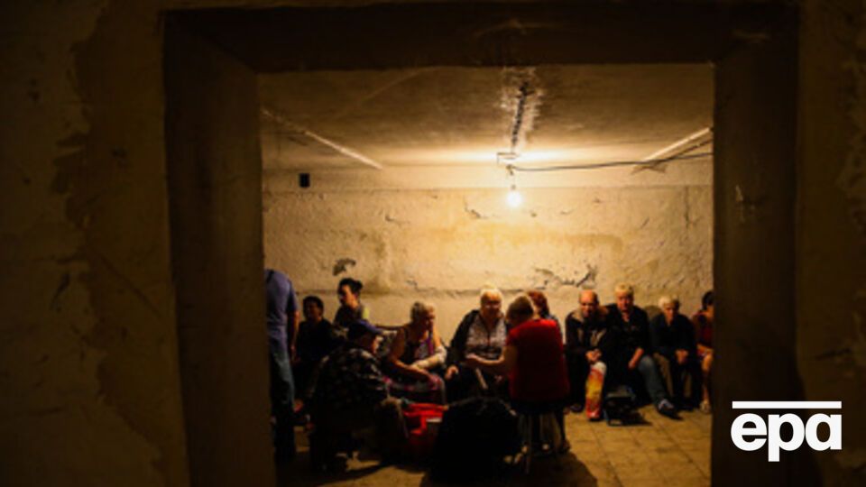 Луганск продолжают обстреливать