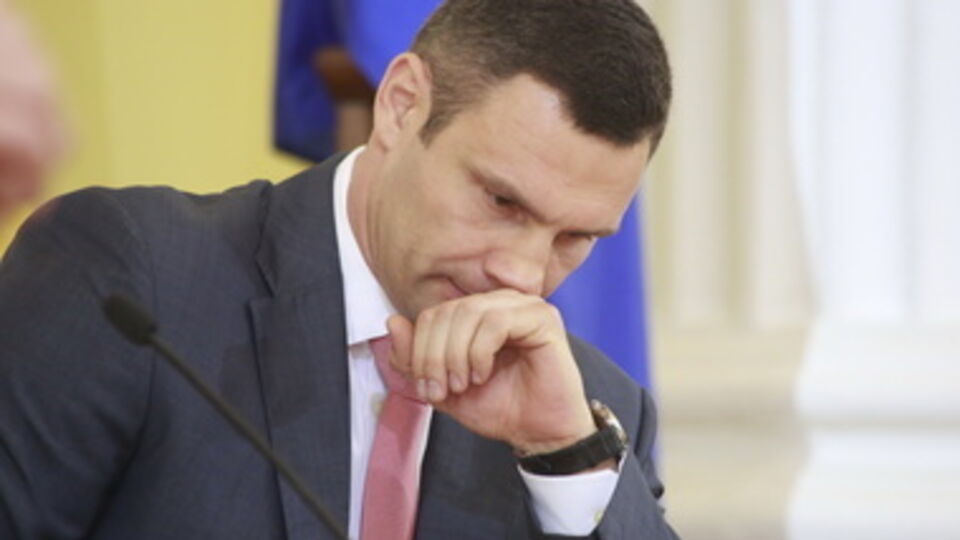 Кличко пообещал, что зимой в киевских квартирах будет тепло