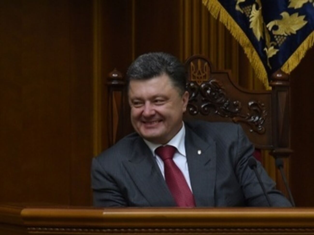 Порошенко отменил льготы для отставных генералов