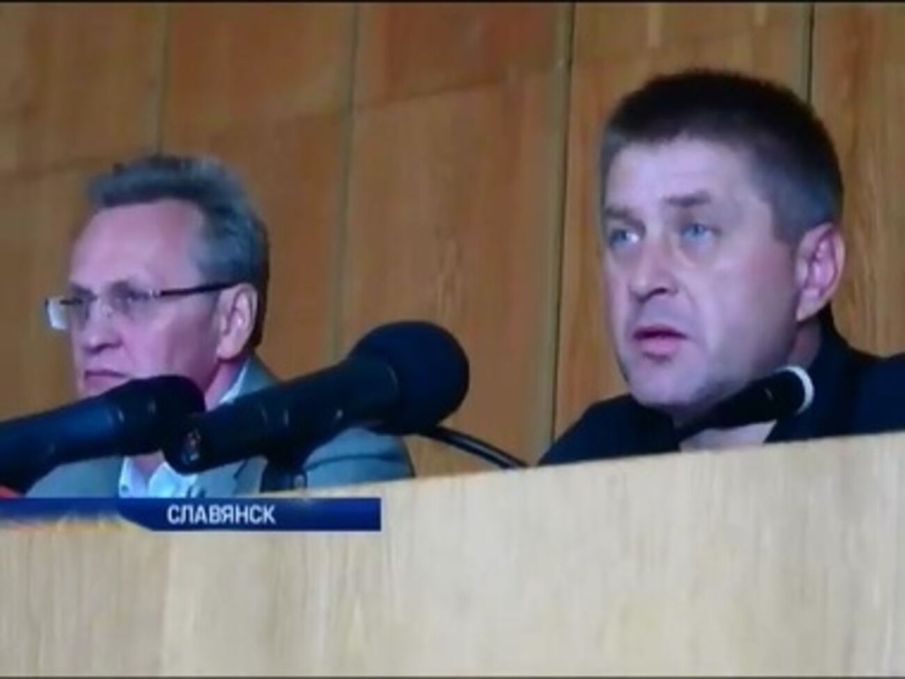 Александр Самсонов проводил совместные заседания с "народным мэром" Вячеславом Понамаревым