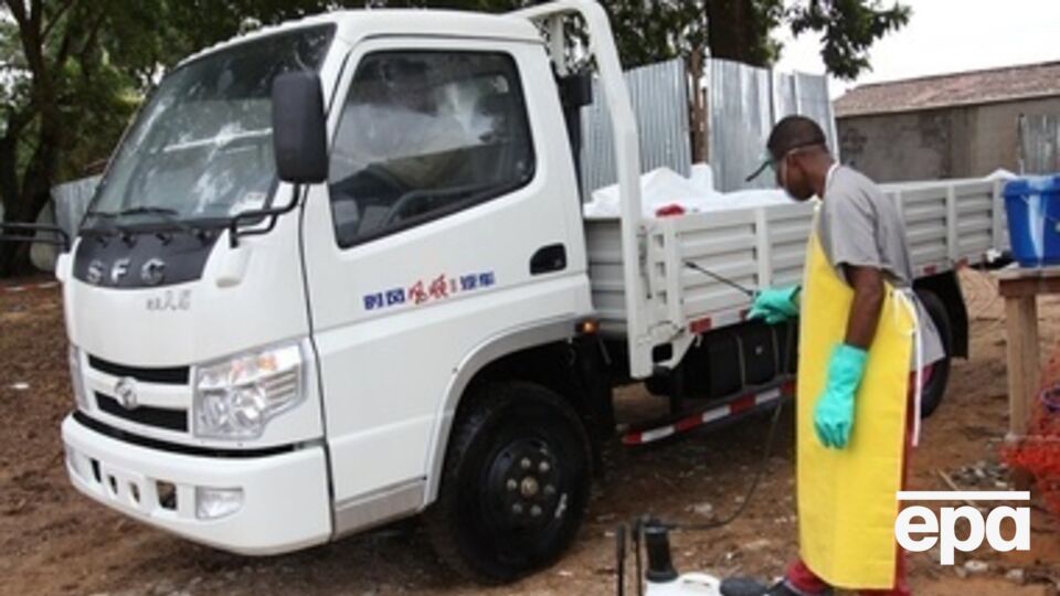 В западной Африке проводят мероприятия по дезинфекции